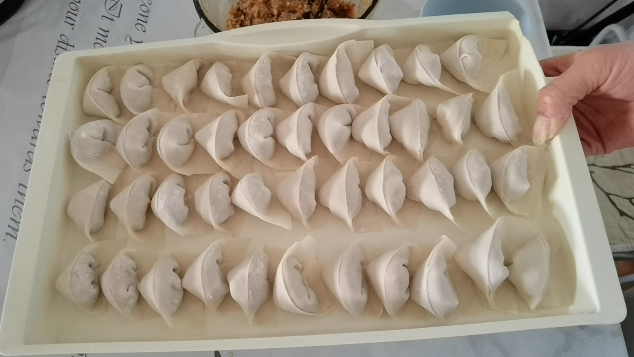 Fresh and Juicy Pork Wonton with Mushroom recipe