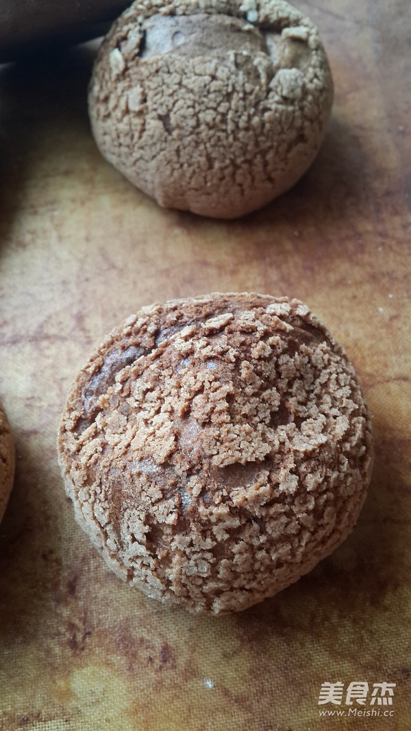 Chocolate Meringue Puffs recipe