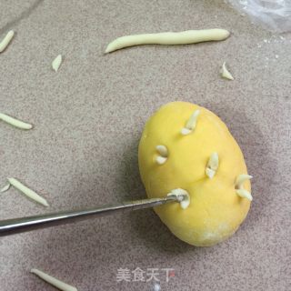 Imitation Potato Buns recipe