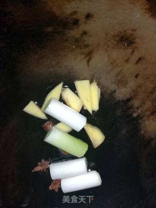 Braised Pork with Quail Eggs recipe