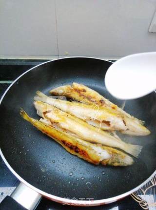 Pan Fried Sardines recipe