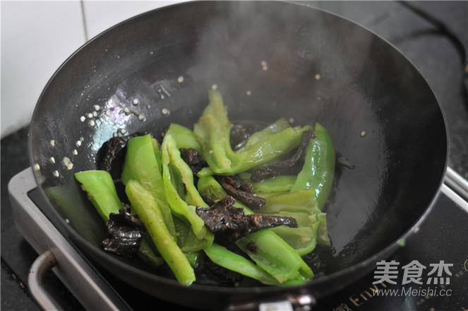 Stir-fried Dried Eggplant with Tiger Skin Pepper Sauce recipe