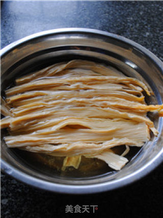 Fried Yuba with Double Pepper recipe