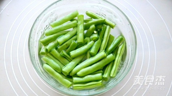 Stir-fried String Beans recipe