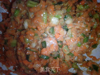 Carrot Pork Rolls (three Kinds of Wrapping Methods) recipe