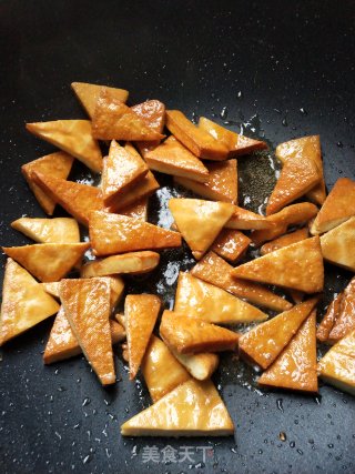 Fried Pork with Dried Tofu recipe