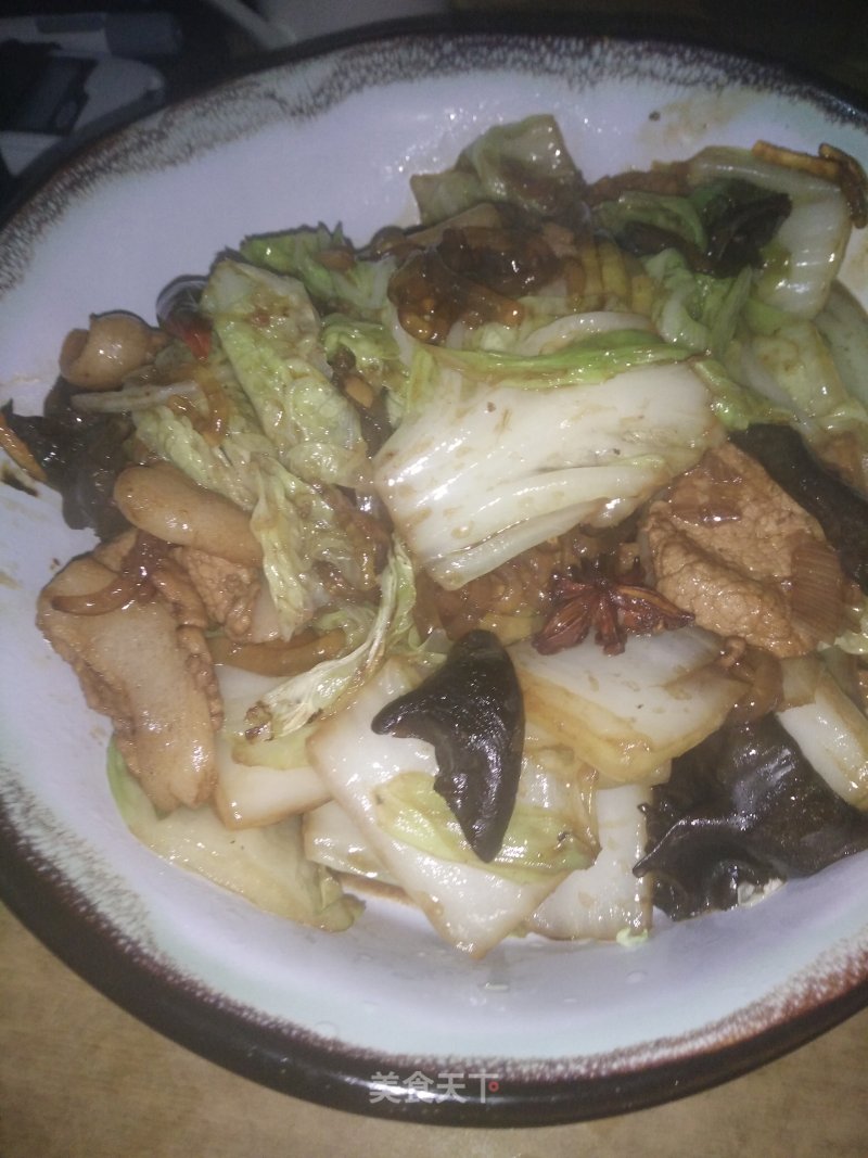 Old Kitchen Dishes: Chinese Cabbage and Fungus Pork Belly Noodles recipe