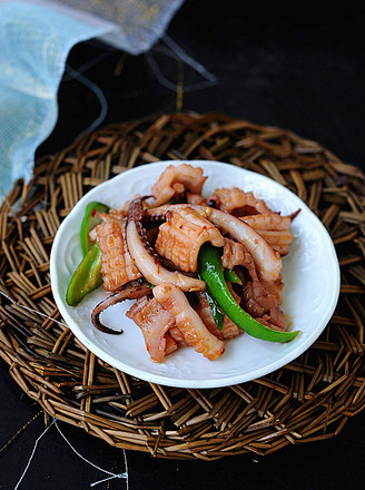 Stir Fried Squid with Green Chili recipe