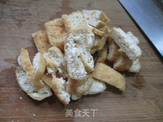 Stir-fried Rice White with Tofu in Garlic Stalk Oil recipe