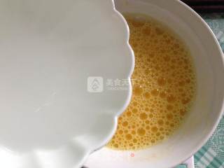Steamed Egg with Enoki Mushroom recipe