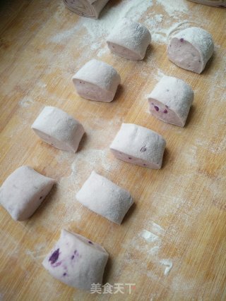 Purple Sweet Potato Multi-layer Steamed Bun recipe