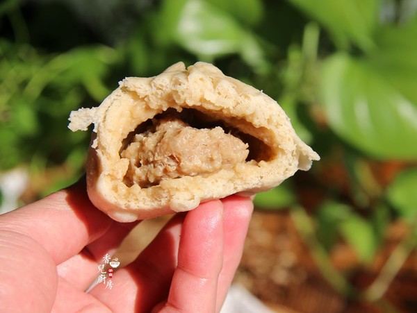Pork Buns with Shredded Radish recipe