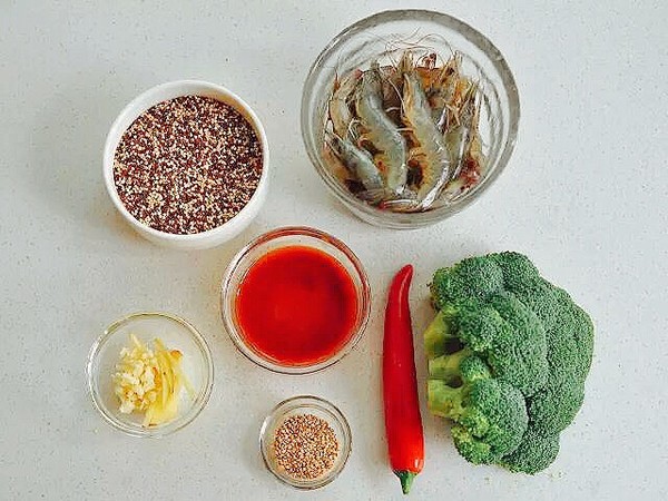 Nutritious Bento with Broccoli and Shrimp recipe