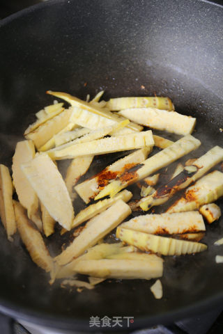 Braised Spring Bamboo Shoots in Oil ▼ recipe