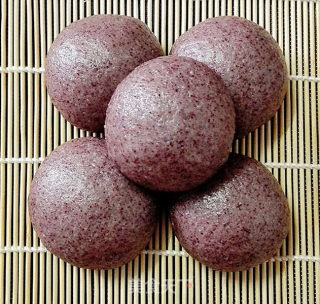 Purple Rice Buns recipe