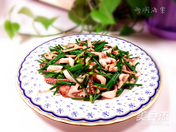 Fried Squid Head with Chive Moss recipe