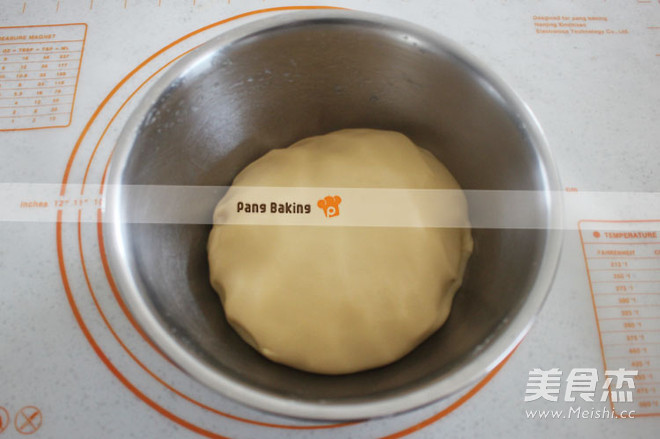 Cantonese-style Moon Cakes with Taro Moon Cakes recipe