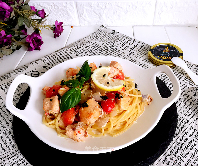 #trust之美# Spaghetti with Salmon and Caviar recipe