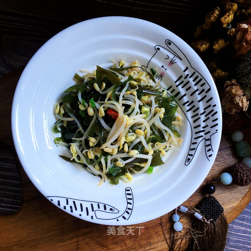 Kelp Shreds Mixed with Bean Sprouts recipe