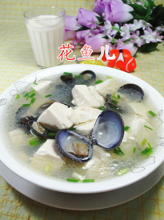 Yellow Clam Tofu Soup