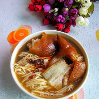 Tofu Dumplings and Two Fu Noodles-nutrition is The Meal--soy Sauce Pork Trotters Noodles recipe