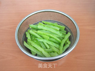 Bitter Gourd with Spicy Sauce recipe