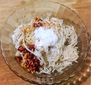 Spicy Enoki Mushroom recipe