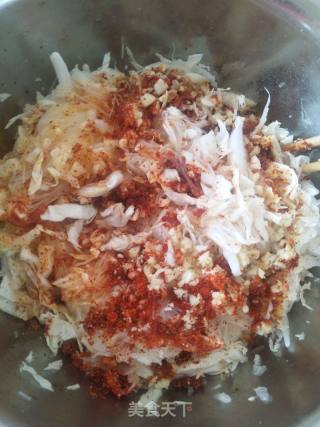 Spicy Cabbage Mixed with Vermicelli recipe