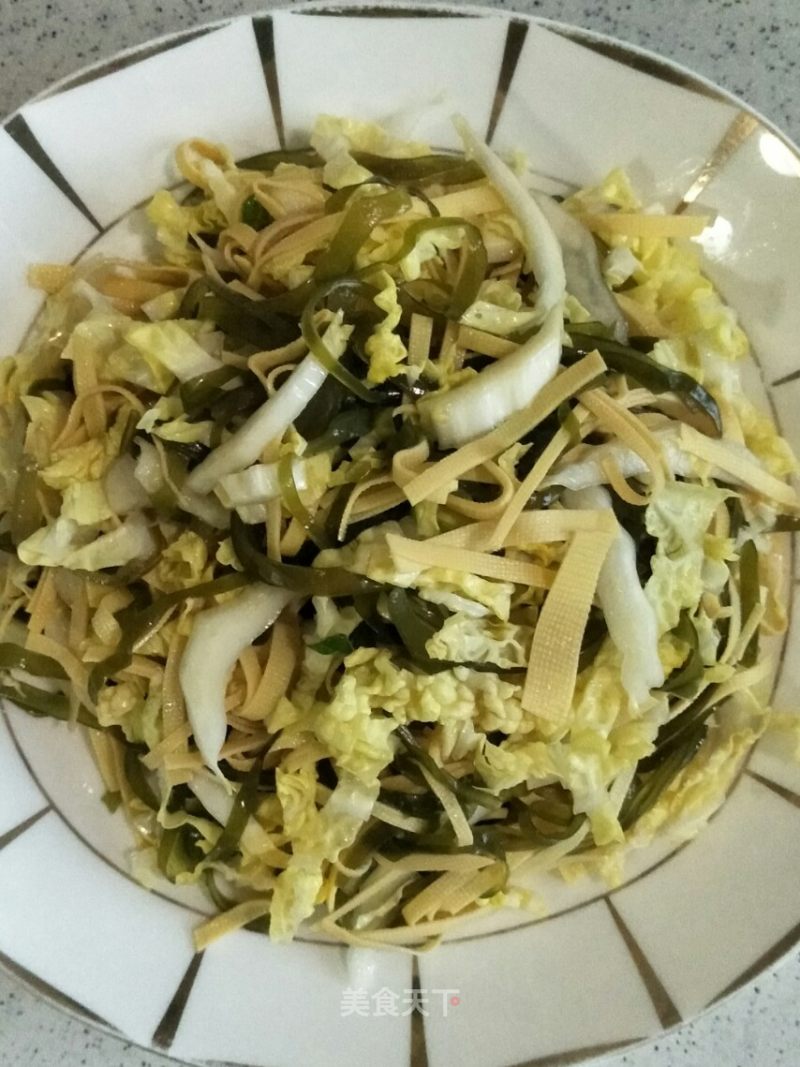 Dried Cabbage Tofu Mixed with Kelp