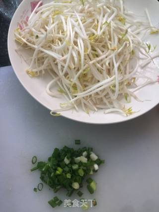 Fried Hor Fun with Bacon recipe