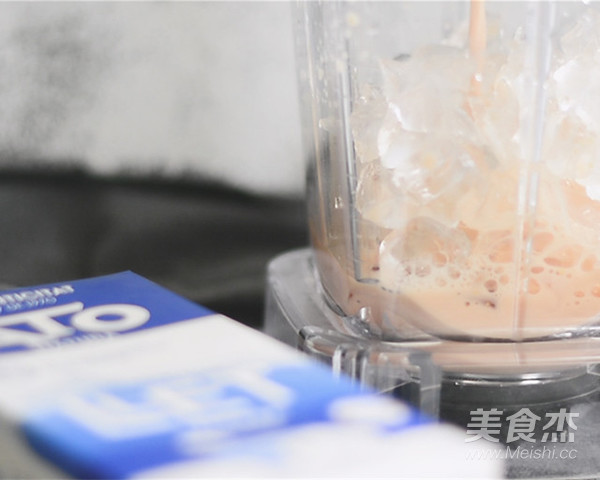 Summer Pudding Milk Tea Smoothie recipe