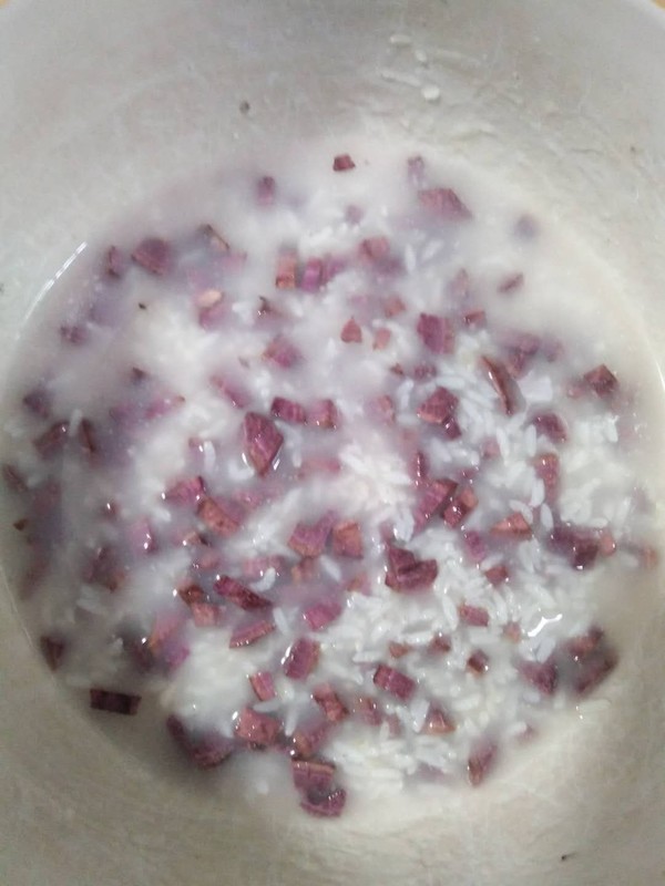 Purple Sweet Potato Germ Rice Porridge recipe