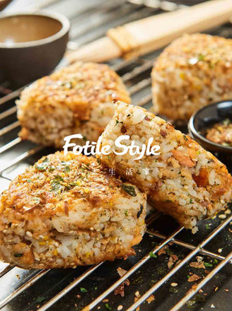 Japanese Style Salmon Grilled Rice Ball recipe