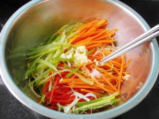 Tofu Skin Mixed with Three Shreds recipe