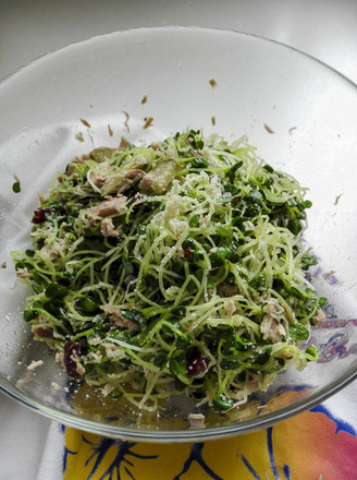 Tuna Salad with Radish Sprouts