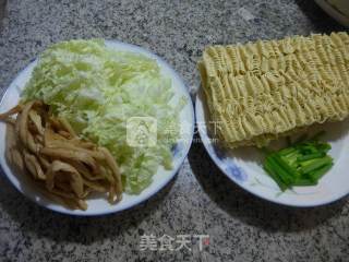 Stir-fried Corrugated Noodles recipe