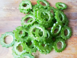 Fried Bitter Gourd Rings recipe