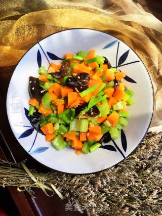 Vegetarian Three Diced Mixed Fungus recipe