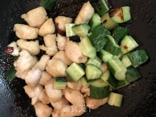 Stir-fried Chicken with Sauce recipe