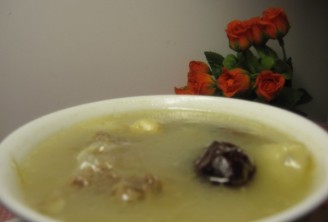 Lotus Seed Oxtail Soup recipe