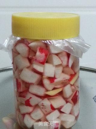 Low-key and Charming-carmine Radish recipe