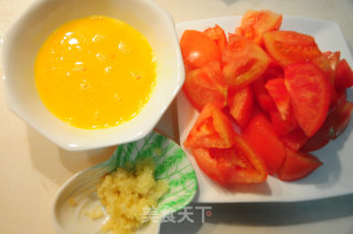 Scrambled Eggs with Tomatoes--with The Method of Cutting Tomatoes without Running Out of Soup and Peeling Them recipe