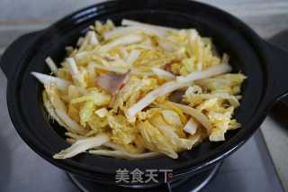 Cabbage and Pork Stewed Wide Noodles recipe