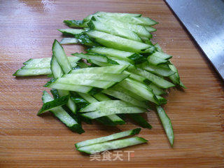 Cucumber Mixed Jellyfish recipe