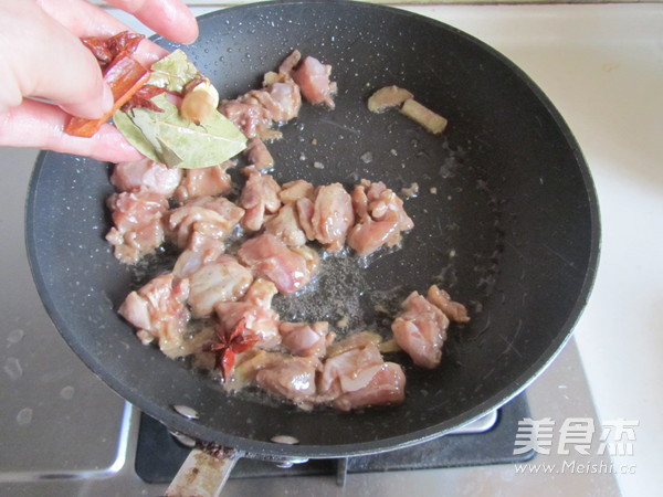 Mushroom Chicken Noodles recipe