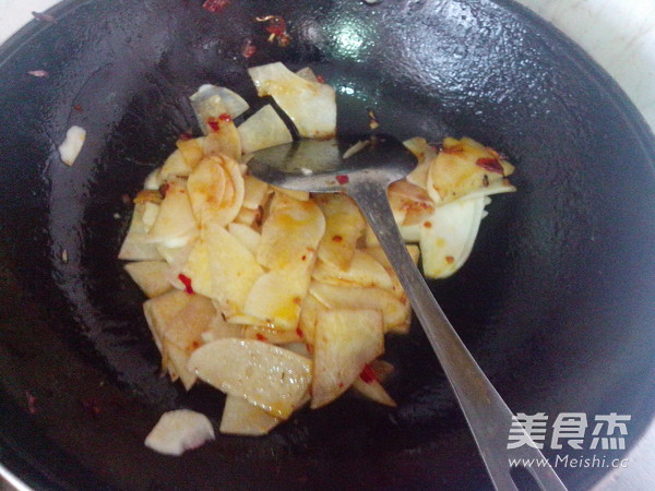 Stir-fried Cold Potatoes with Sauce recipe