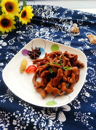 Pickled Pepper Marinated Duck Intestines