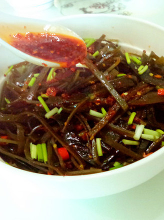 Chili Oil Mixed with Kelp