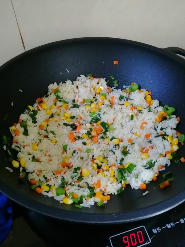 Simple and Delicious~~ Fried Rice with Mixed Vegetables recipe