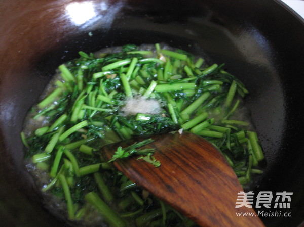 Vegetarian Fried Chrysanthemum recipe